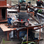 履帶式移動站與輪胎式移動站哪個更適合建筑垃圾處理工程項目 6 單缸液壓圓錐破碎機的特點介紹